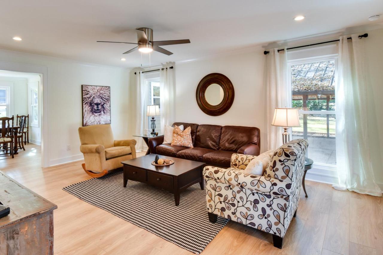 Tranquil Travelers Rest Home With Fire Pit! Exterior foto
